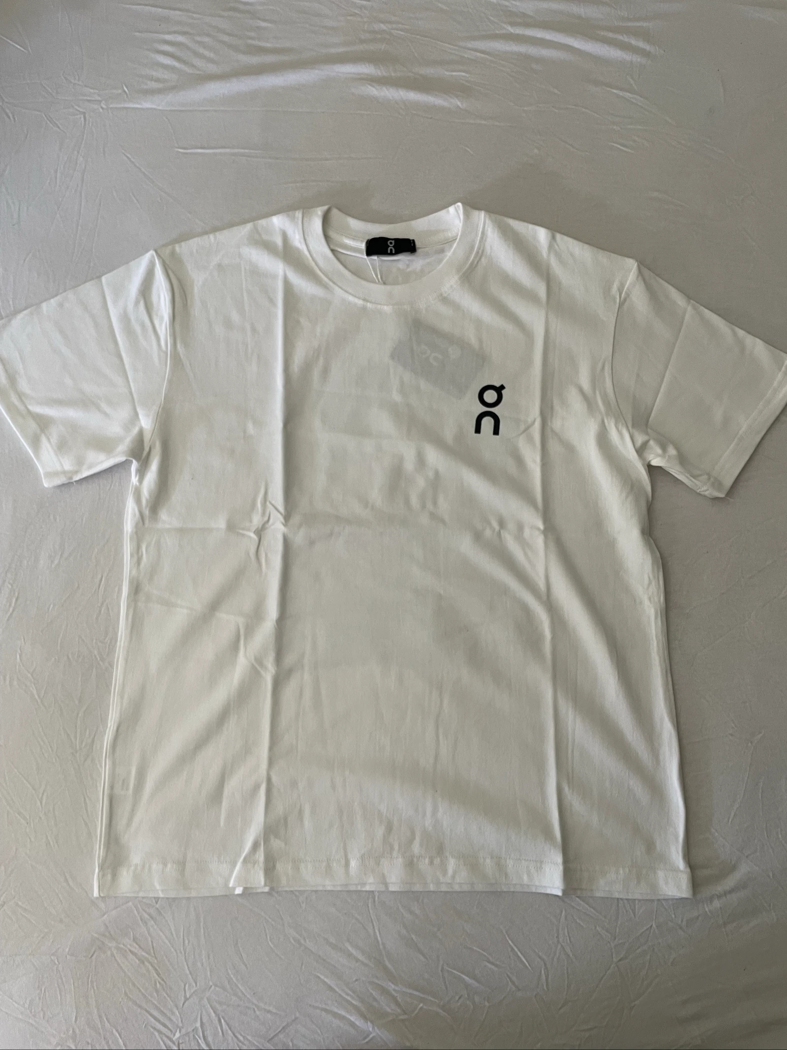 T-shirt On – photo 2